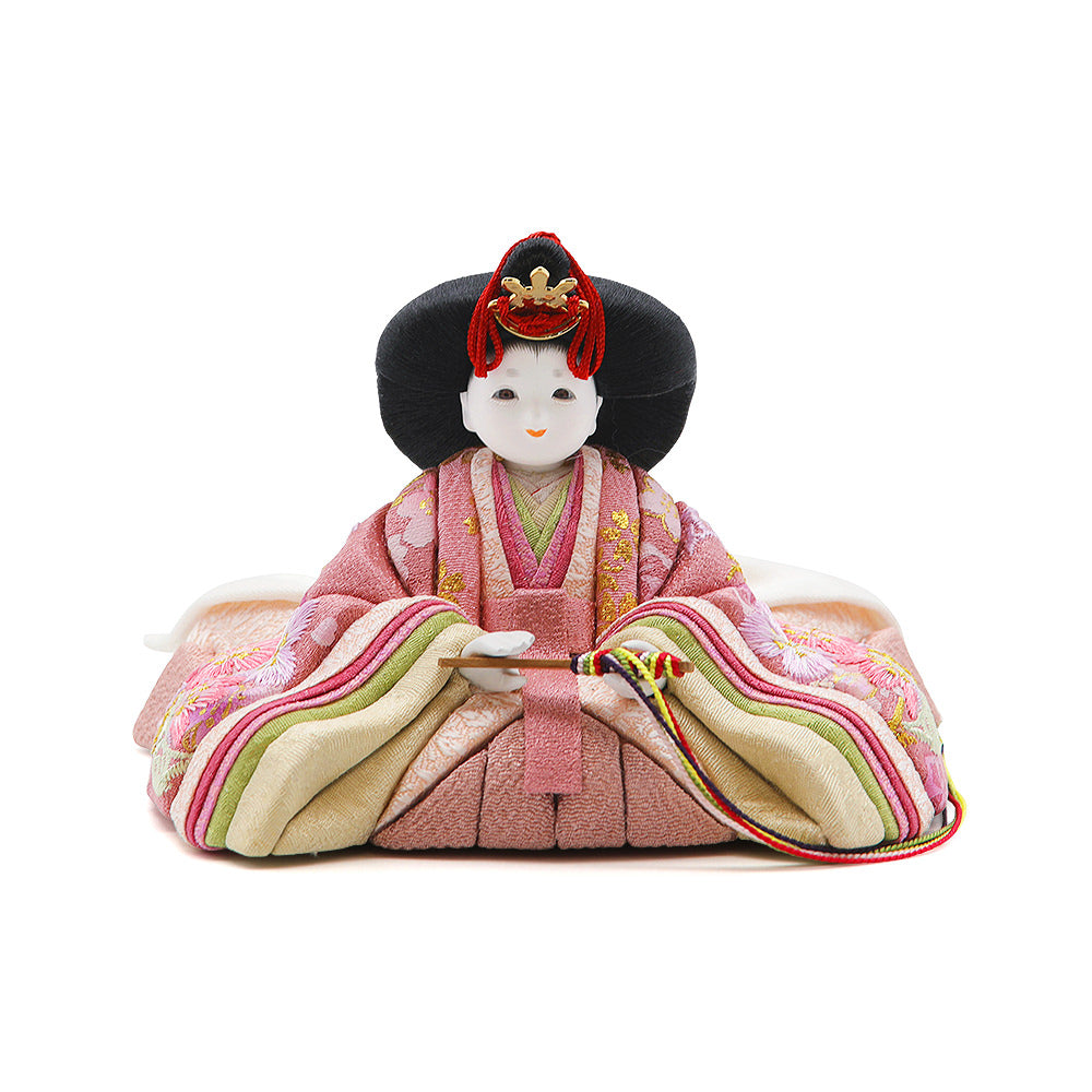 桃の花びらのように、手仕事の温もりが息づく親王様 