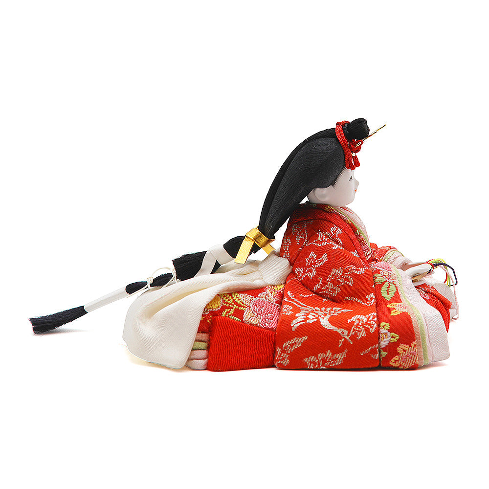 白と翠にたたずむ、芽吹きの親王様 