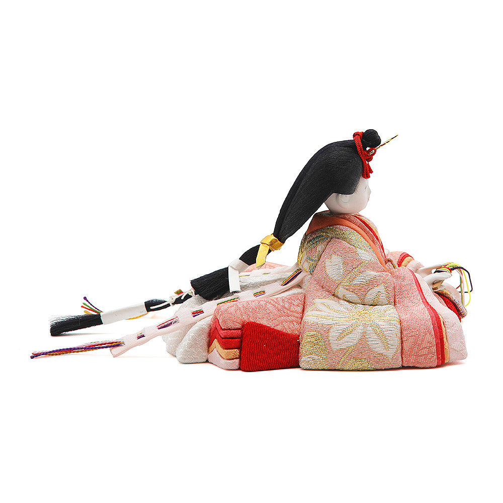まるい文様がやさしく春を呼ぶ、円かな親王様 