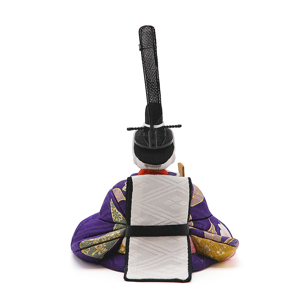 夜明けの光をまとう、聡明な親王様 