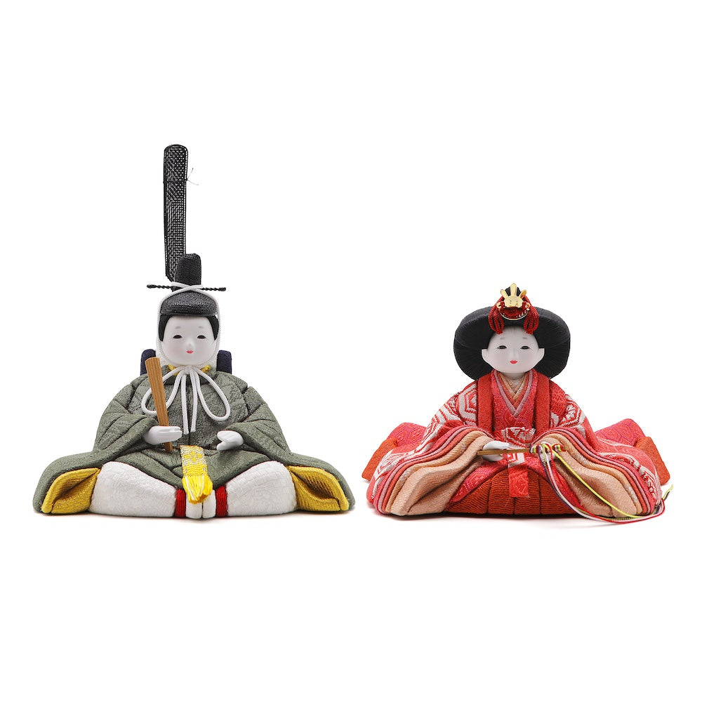 麹塵と朱、野の草花のように寄り添う親王様