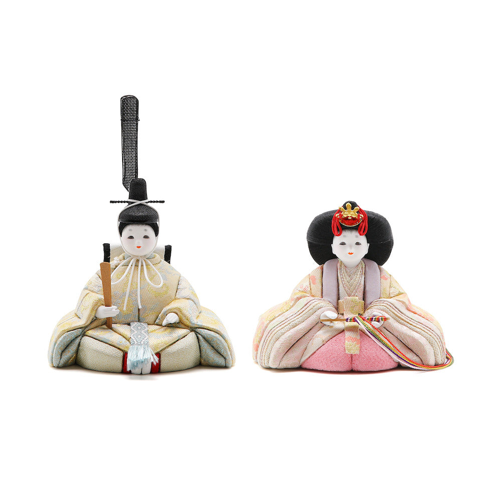 幾代も末永く、春の光を宿す伝統的工芸品の親王様 